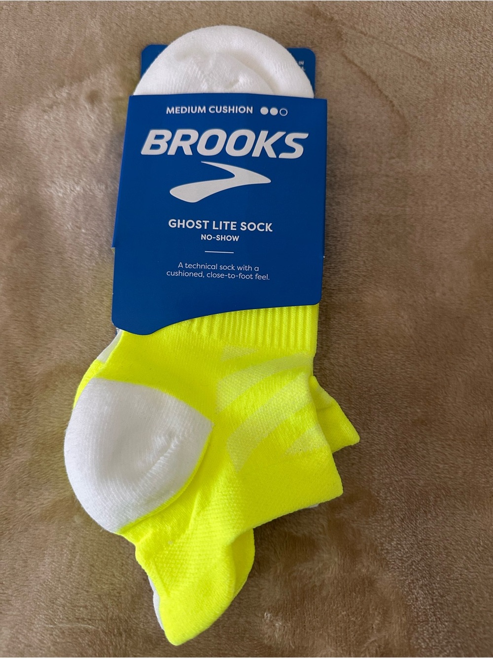 Unisex Brooks Ghost Lite No-Show Socks - Neon Yellow/White with Neon Yellow NWT